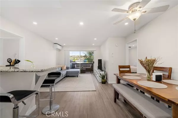 Long Beach, CA 90804,2507 E 15th 213