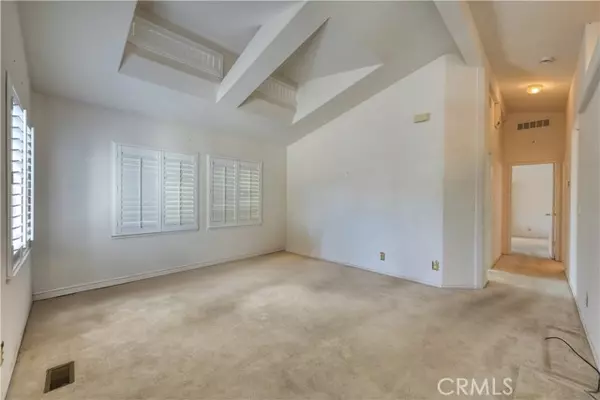 Atascadero, CA 93422,1215 El Camino Real 42