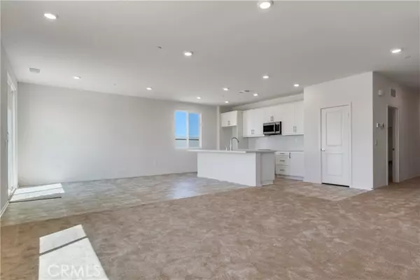 Lancaster, CA 93534,1600 East AVE H-7