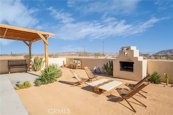 Landers, CA 92285,1388 Fortuna AVE