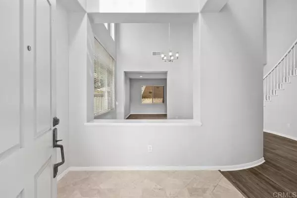 Carlsbad, CA 92010,3545 Knollwood DR