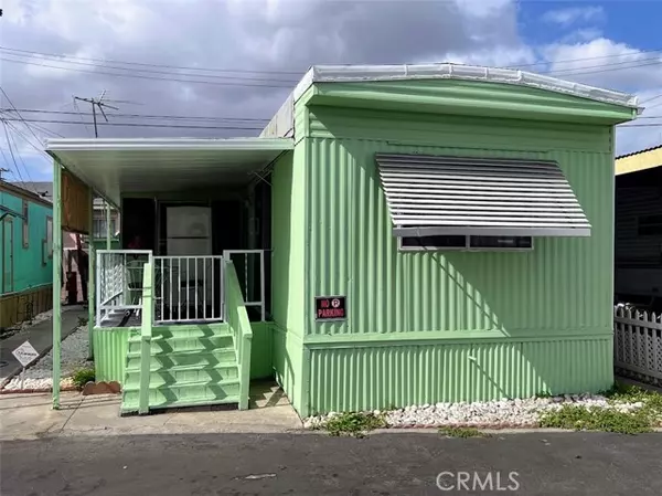 Bellflower, CA 90706,9235 Artesia Blvd 5