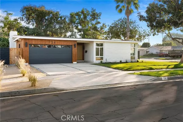 Fullerton, CA 92832,734 W Maplewood