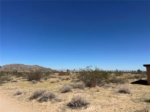 Landers, CA 92285,58638 Cubero