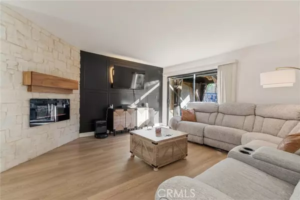 Lancaster, CA 93534,428 W Avenue J5 21