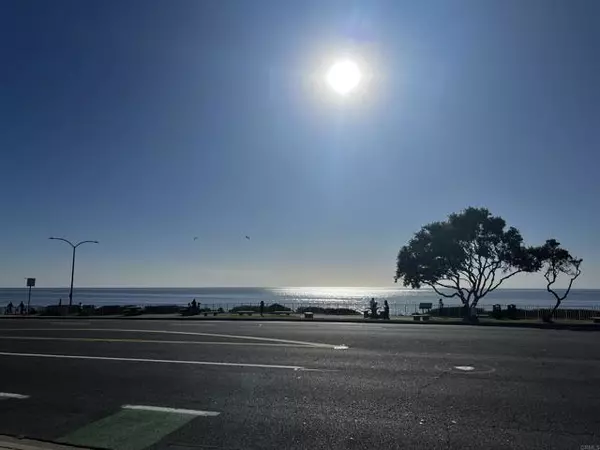 Carlsbad, CA 92008,159 Redwood Ave. B