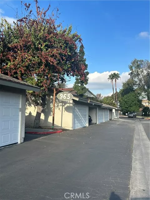 La Habra, CA 90631,965 S Idaho 4