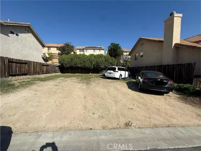 Sylmar, CA 91342,11852 N Birch GRV