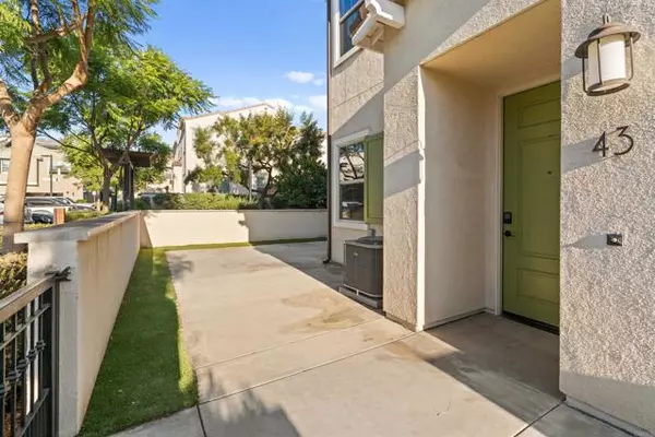 Chula Vista, CA 91913,1917 Avenida Echeveria 43