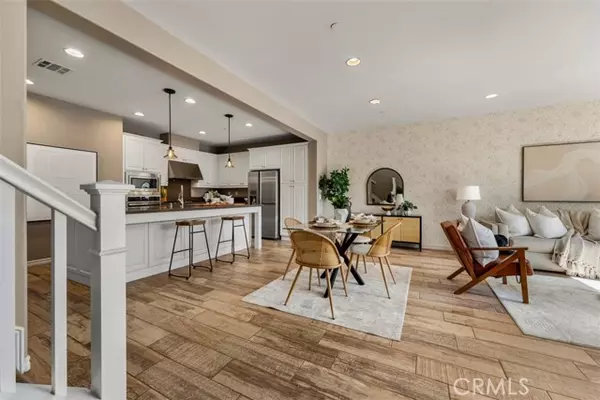 Yorba Linda, CA 92886,18044 Burke LN