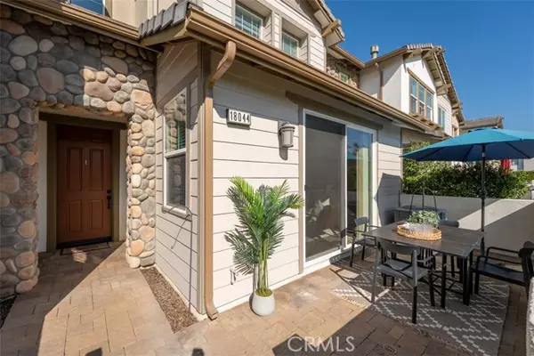 Yorba Linda, CA 92886,18044 Burke LN