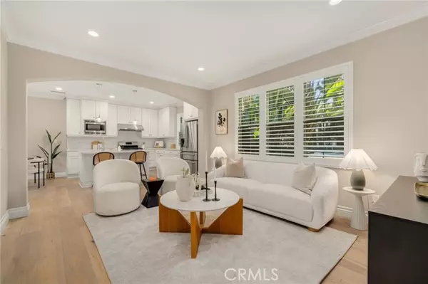 Irvine, CA 92620,56 Strawberry