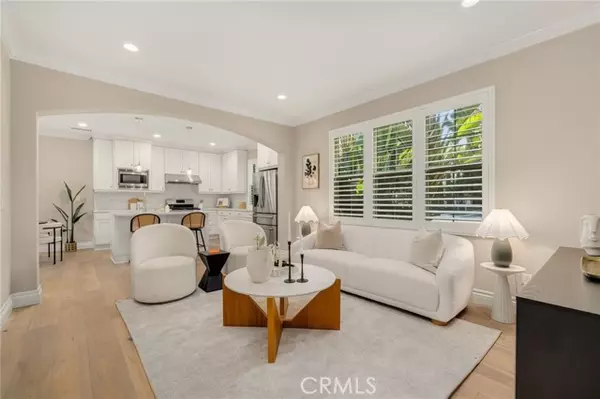 Irvine, CA 92620,56 Strawberry