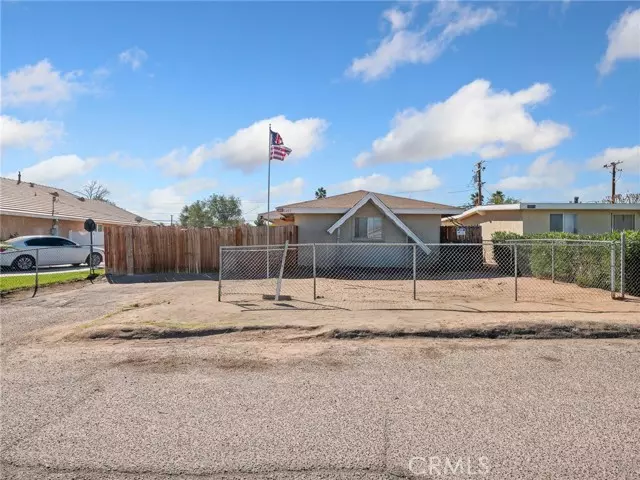 16003 Chestnut ST, Hesperia, CA 92345