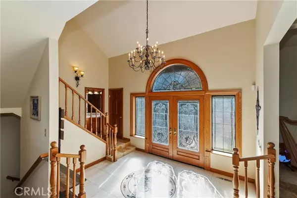 Lake Arrowhead, CA 92391,26077 Walnut HLS