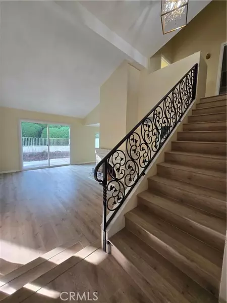 919 Creekside, Fullerton, CA 92833