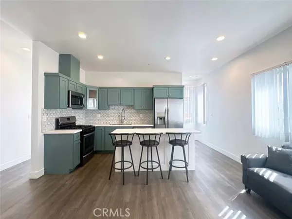 Los Angeles, CA 90006,1735 1/2 Magnolia AVE