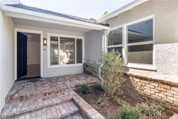 Winnetka, CA 91306,7439 Irondale AVE