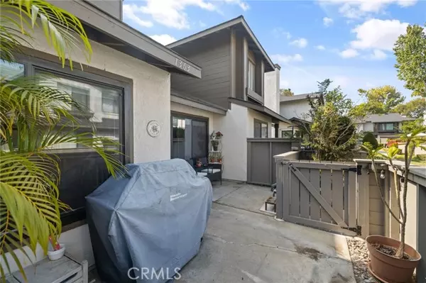 Anaheim, CA 92801,1363 N Schooner