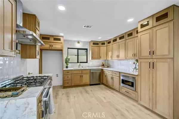 Huntington Beach, CA 92647,6032 Vane CIR