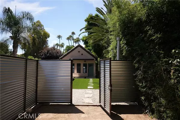 Tarzana, CA 91356,6009 Melvin AVE