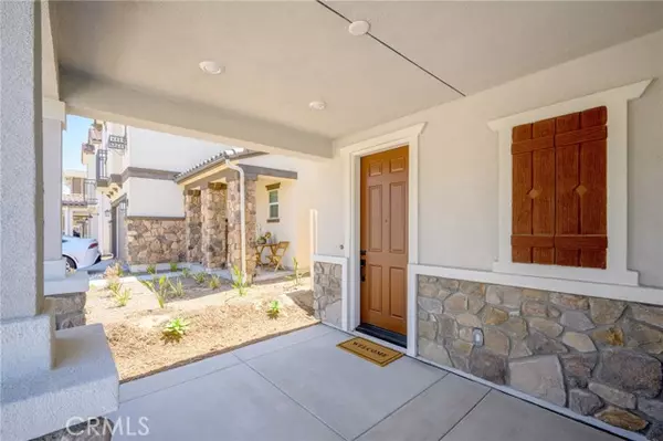 Newhall, CA 91321,23724 Wilcox DR