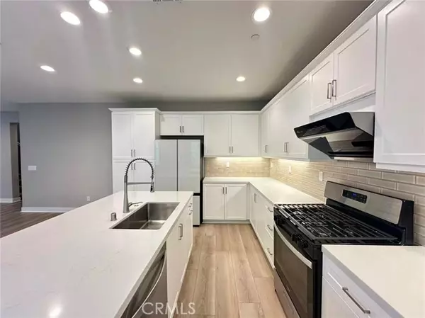 Ontario, CA 91761,4224 S Crisanta Privado