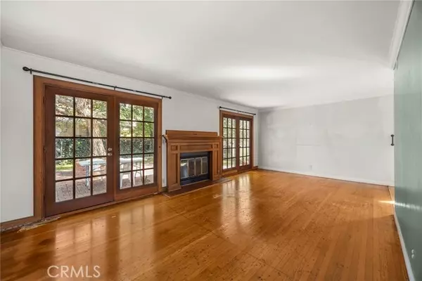 Newport Beach, CA 92660,2024 Diana LN