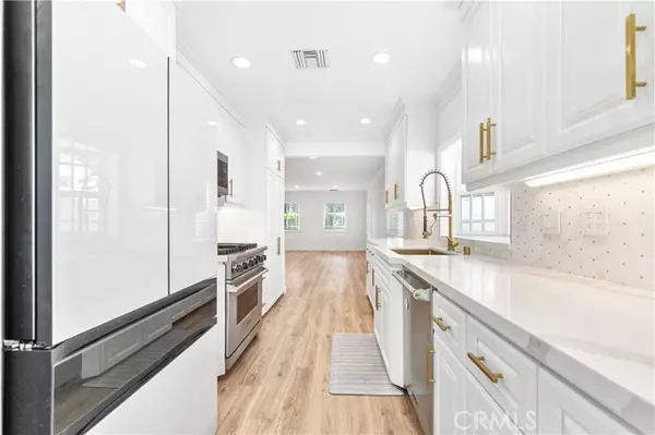 Sherman Oaks, CA 91411,5400 Columbus AVE