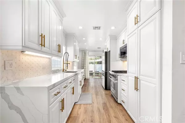 Sherman Oaks, CA 91411,5400 Columbus AVE