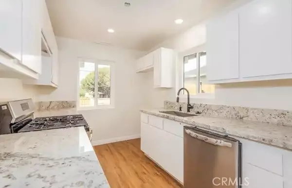 164 E Highland AVE, CA 92373