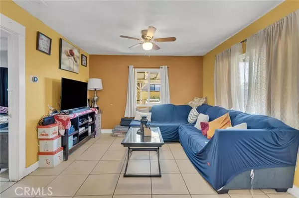 Redlands, CA 92374,1132 Calhoun ST