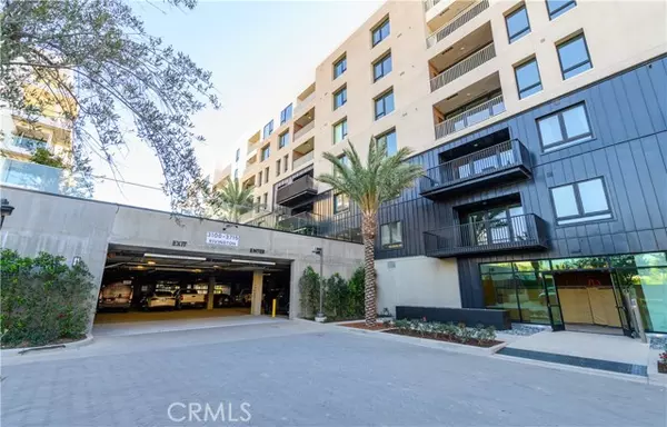 Irvine, CA 92612,3608 Rivington