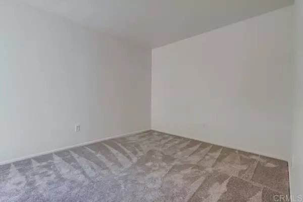 Escondido, CA 92027,1817 E Grand Ave. 6