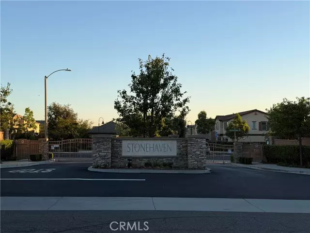 Fontana, CA 92336,6372 Keystone