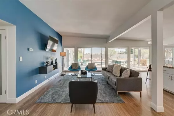 Palm Springs, CA 92262,2922 N Farrell