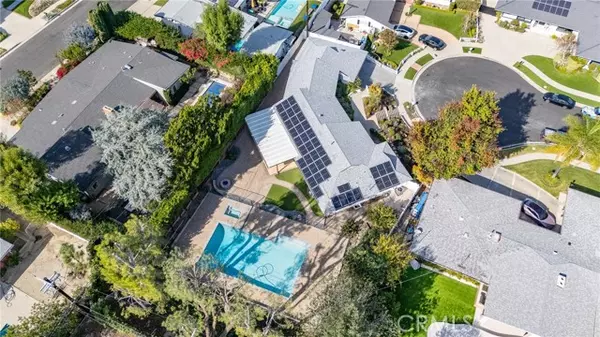 Woodland Hills, CA 91367,23952 Nomar ST