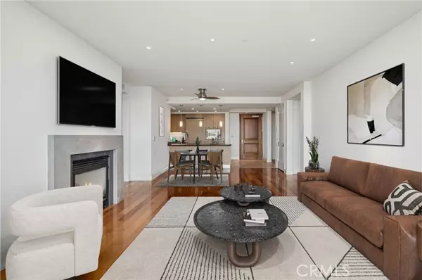 Irvine, CA 92612,3071 Scholarship