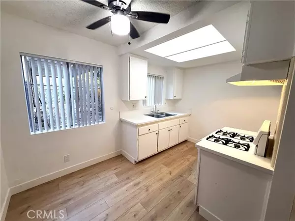 San Pedro, CA 90731,469 W Oliver ST 2