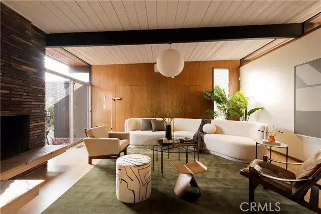 Los Angeles, CA 90046,1816 N Stanley AVE