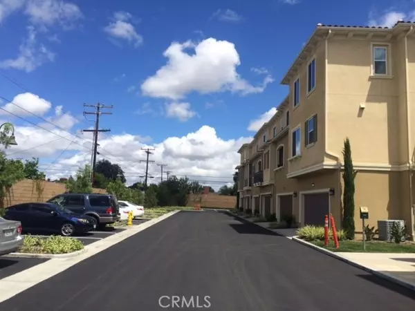 Anaheim, CA 92805,1613 E Lincoln AVE