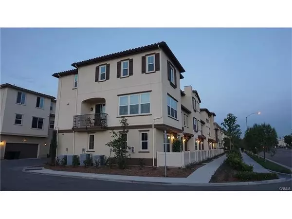 1613 E Lincoln AVE, Anaheim, CA 92805