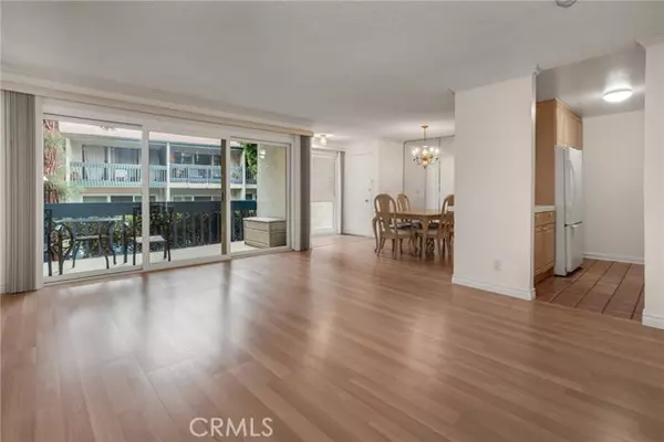 Redondo Beach, CA 90277,635 S Prospect 102