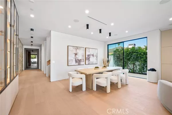 Encino, CA 91436,16728 Morrison ST