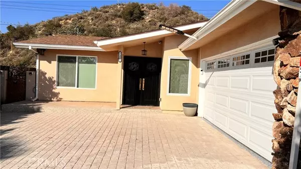 Tujunga, CA 91042,7327 Zachau