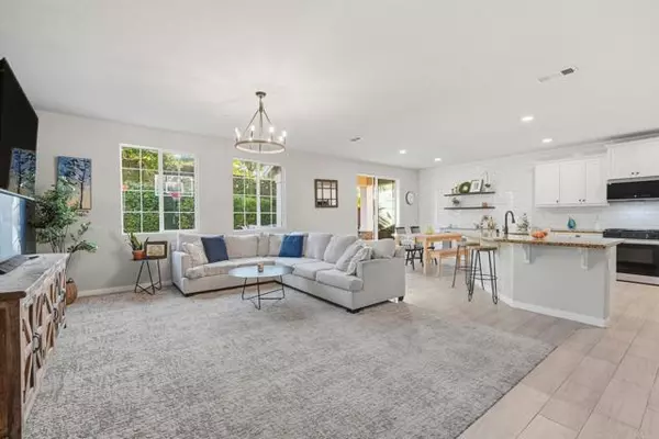 San Marcos, CA 92078,3413 Arborview DR