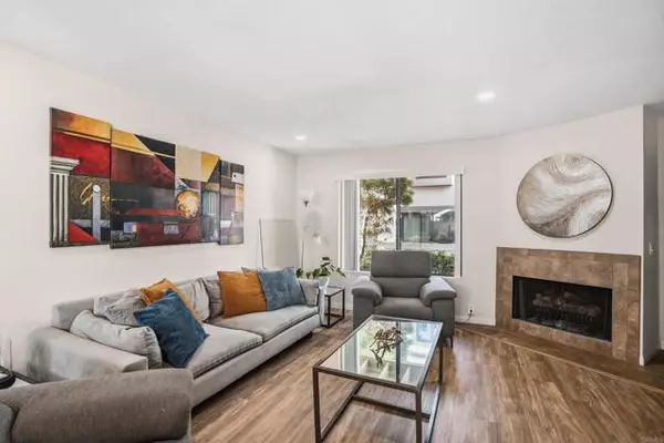 8435 Via Mallorca 92, La Jolla, CA 92037