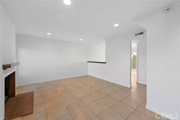 Bellflower, CA 90706,17641 Windward