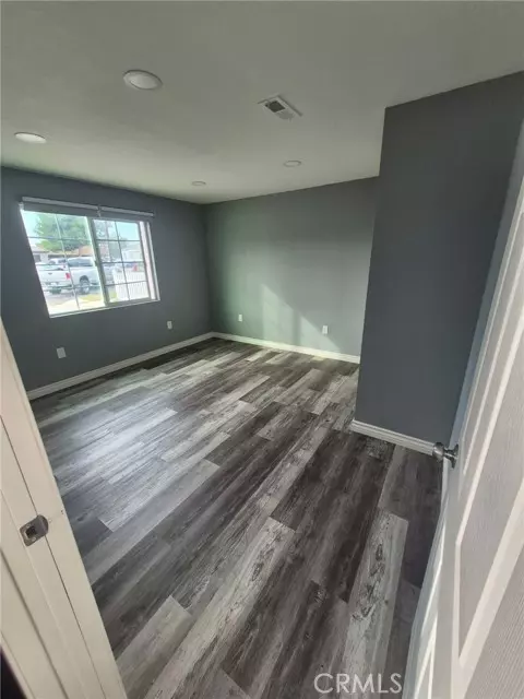 San Bernardino, CA 92405,2743 N E