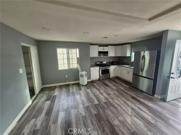 San Bernardino, CA 92405,2743 N E